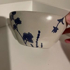 Ceramic bowls
